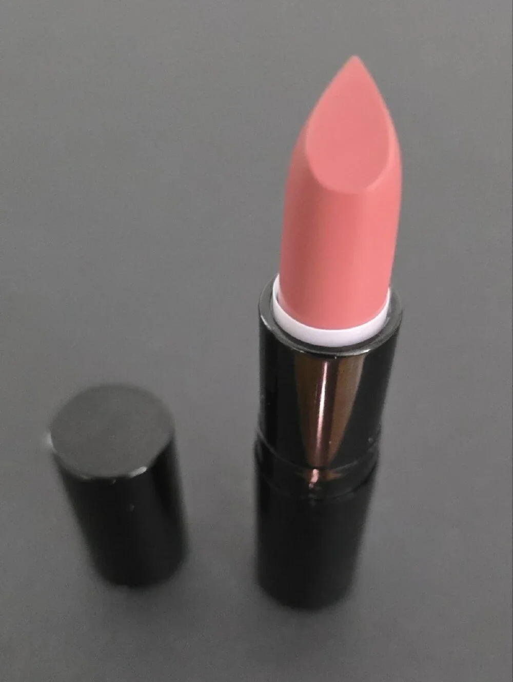 Trish McEvoy Tuscan Rose Lipstick. Never Used. Full Size.